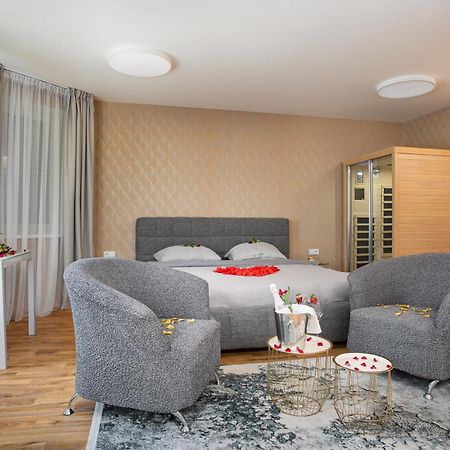 Penzion Solid Spa Mladá Boleslav Exteriér fotografie