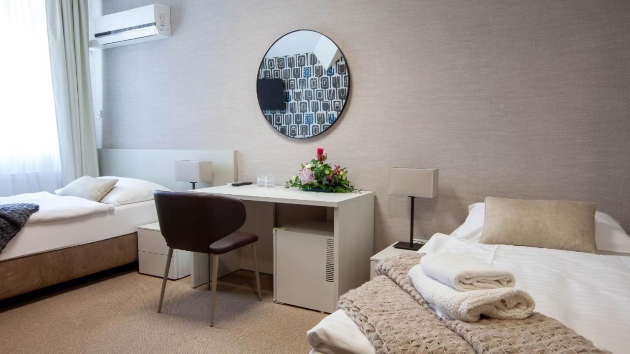 Penzion Solid Spa Mladá Boleslav Exteriér fotografie