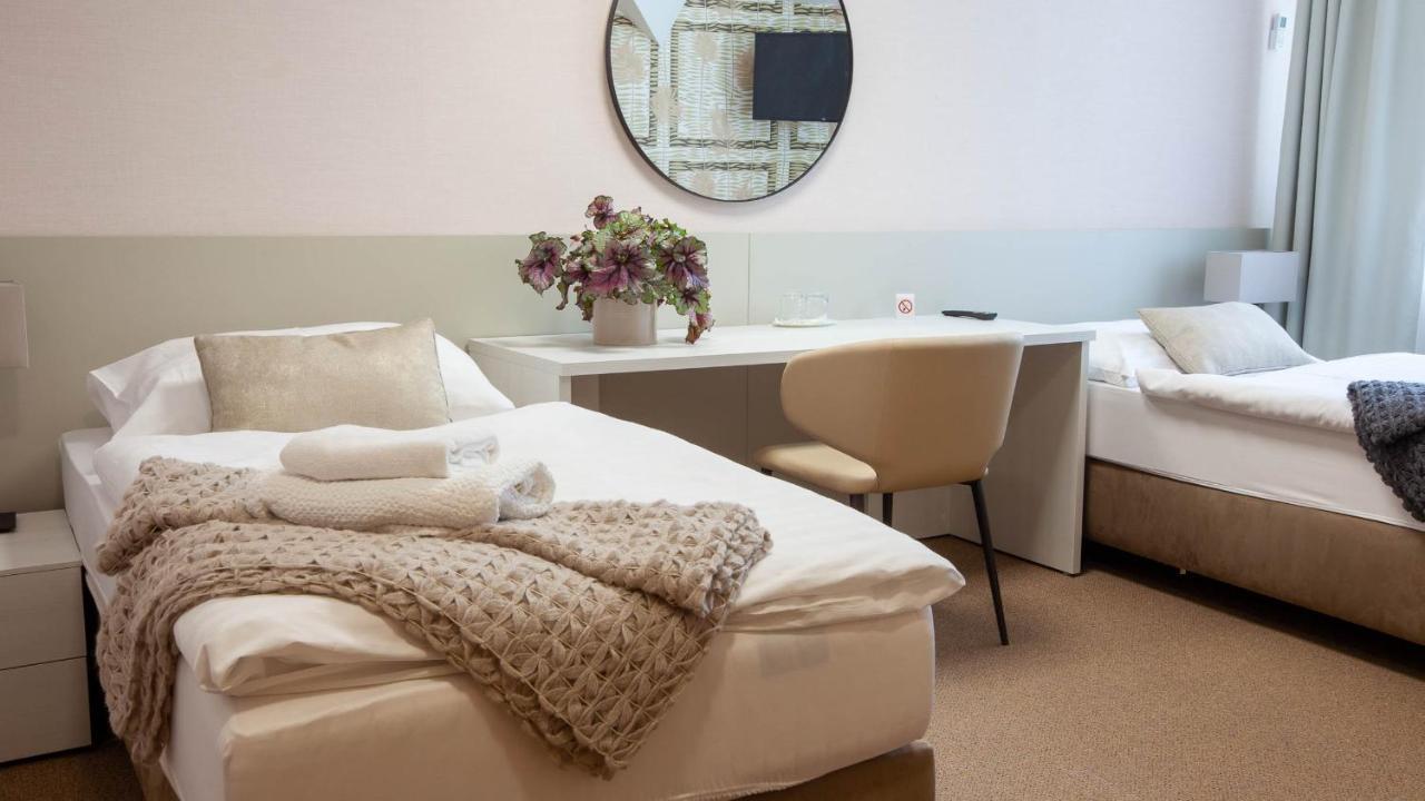 Penzion Solid Spa Mladá Boleslav Exteriér fotografie