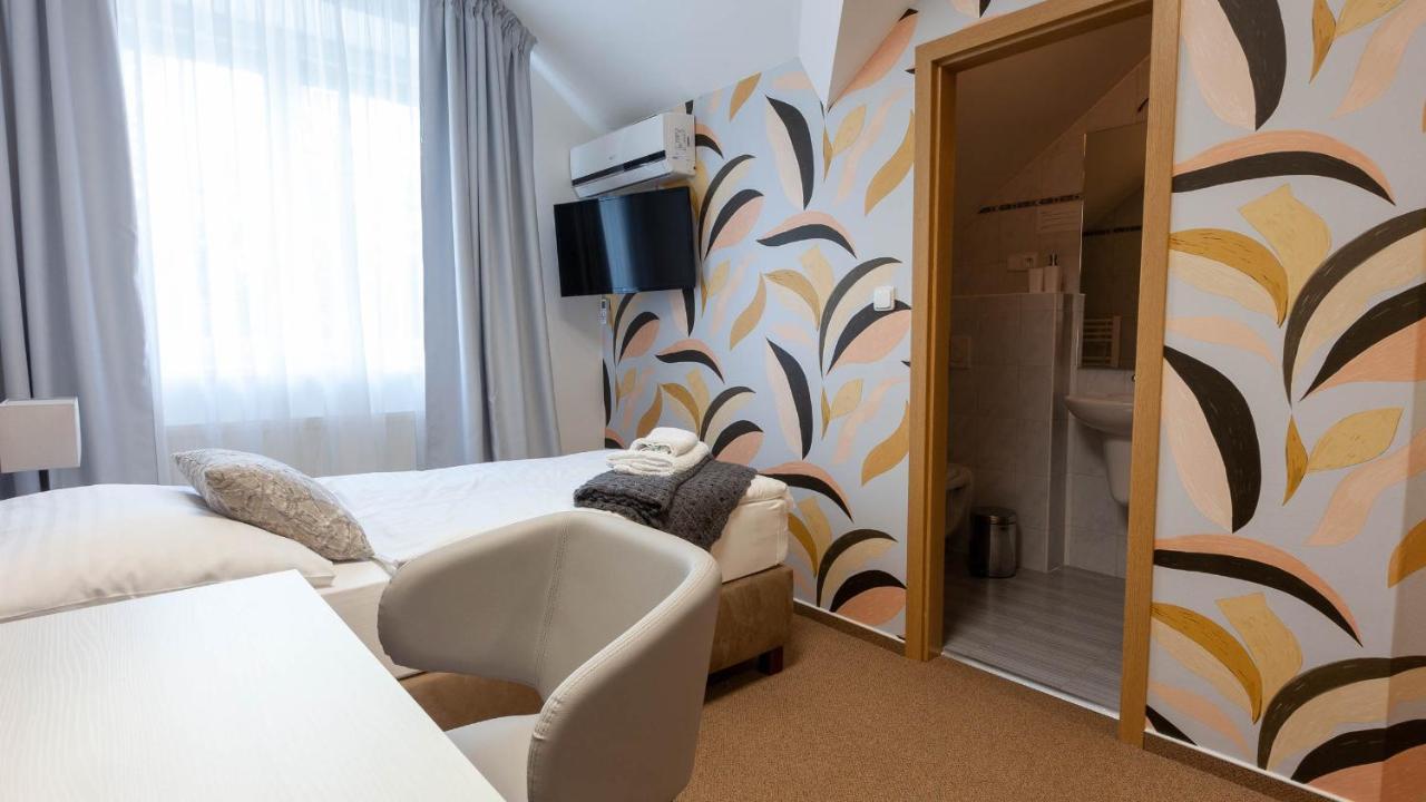Penzion Solid Spa Mladá Boleslav Exteriér fotografie