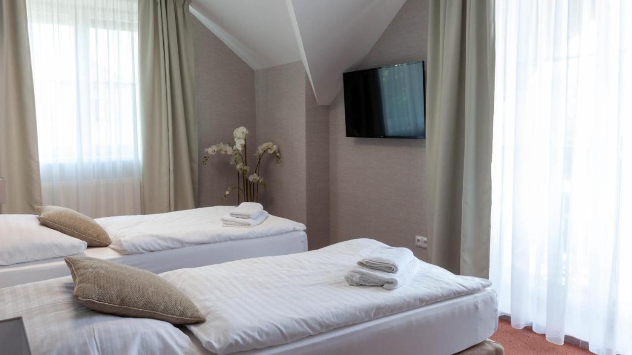 Penzion Solid Spa Mladá Boleslav Exteriér fotografie
