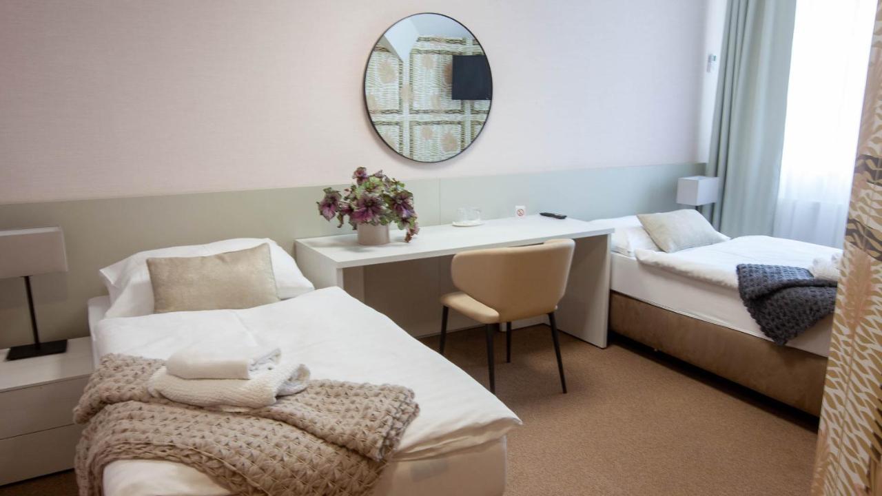 Penzion Solid Spa Mladá Boleslav Exteriér fotografie