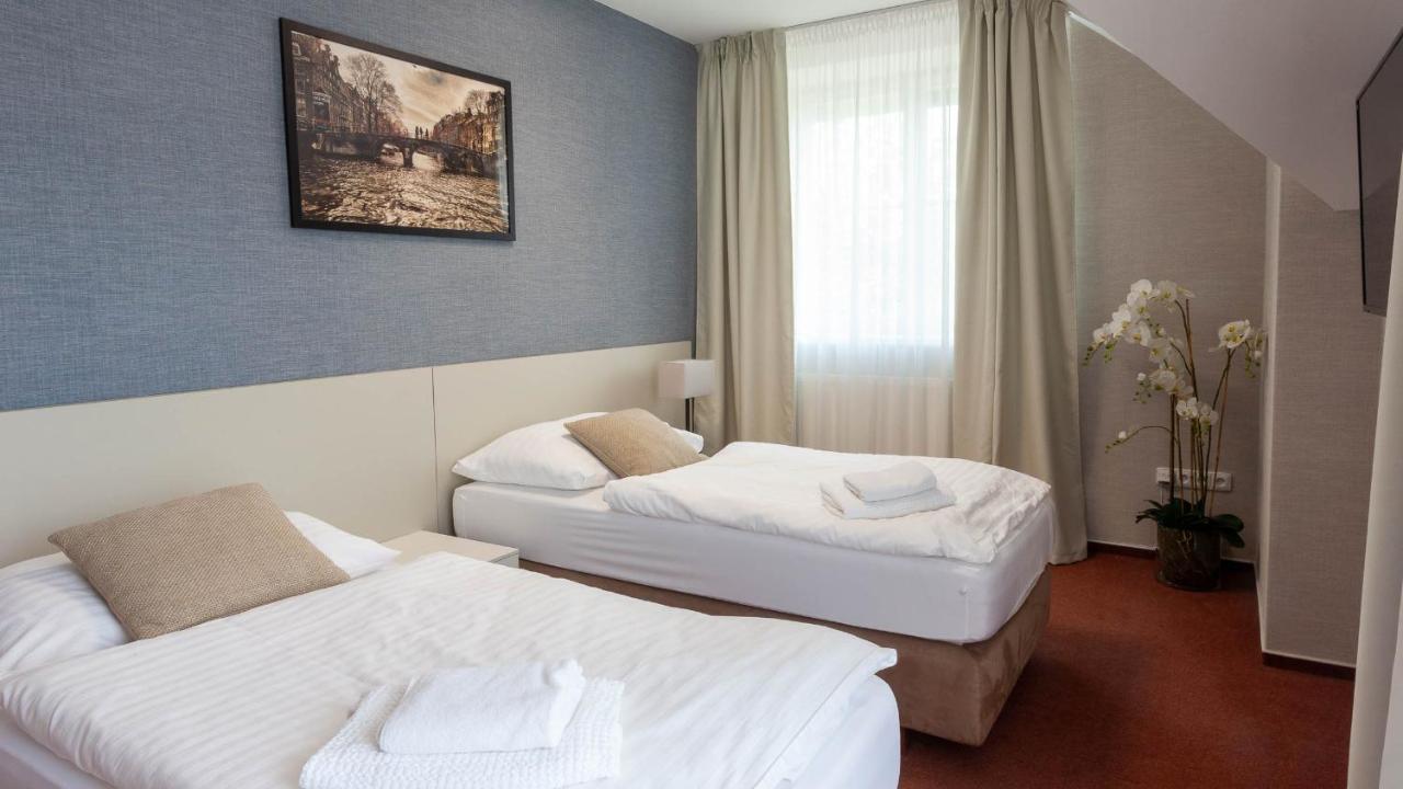 Penzion Solid Spa Mladá Boleslav Exteriér fotografie