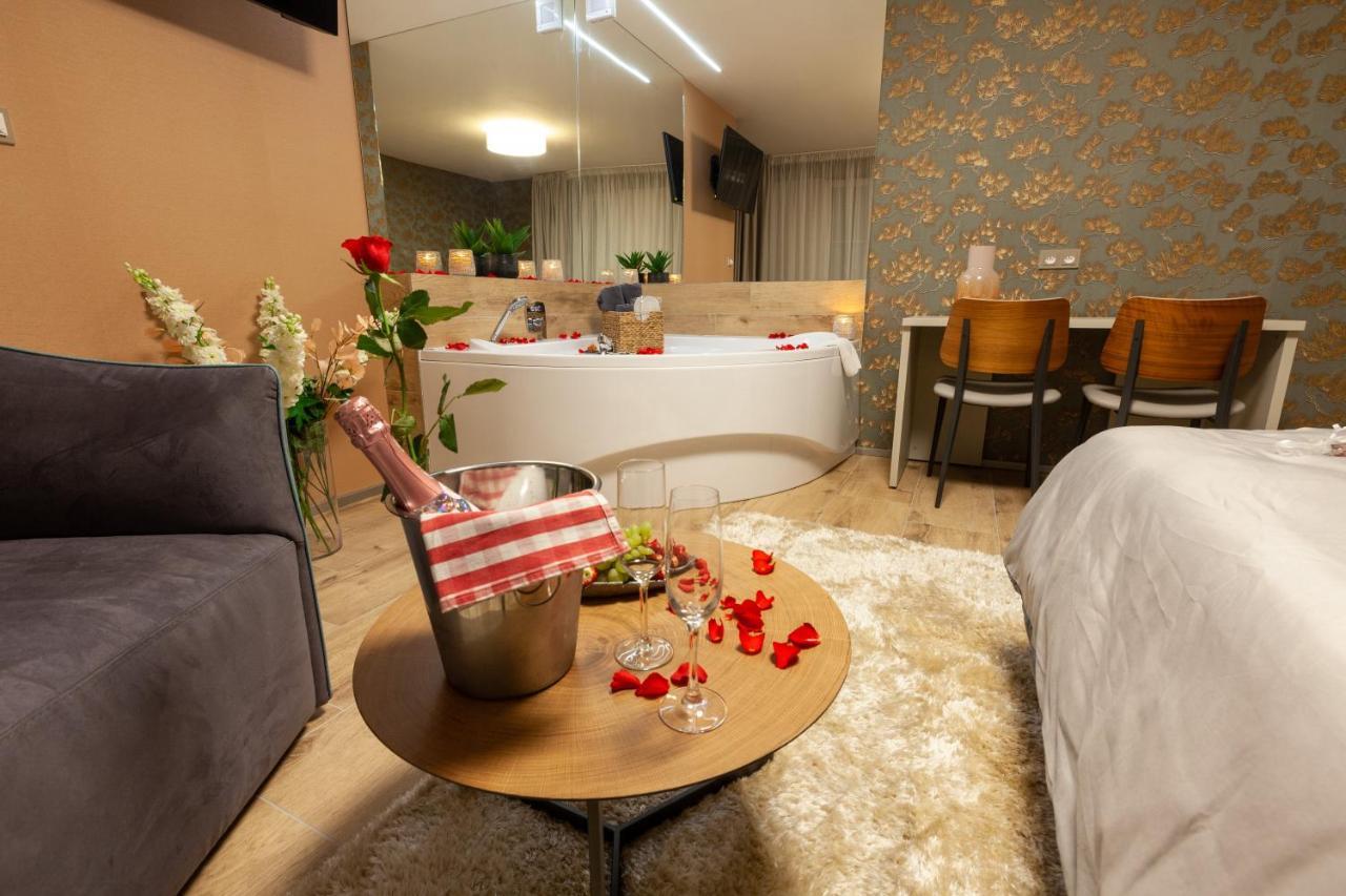 Penzion Solid Spa Mladá Boleslav Exteriér fotografie