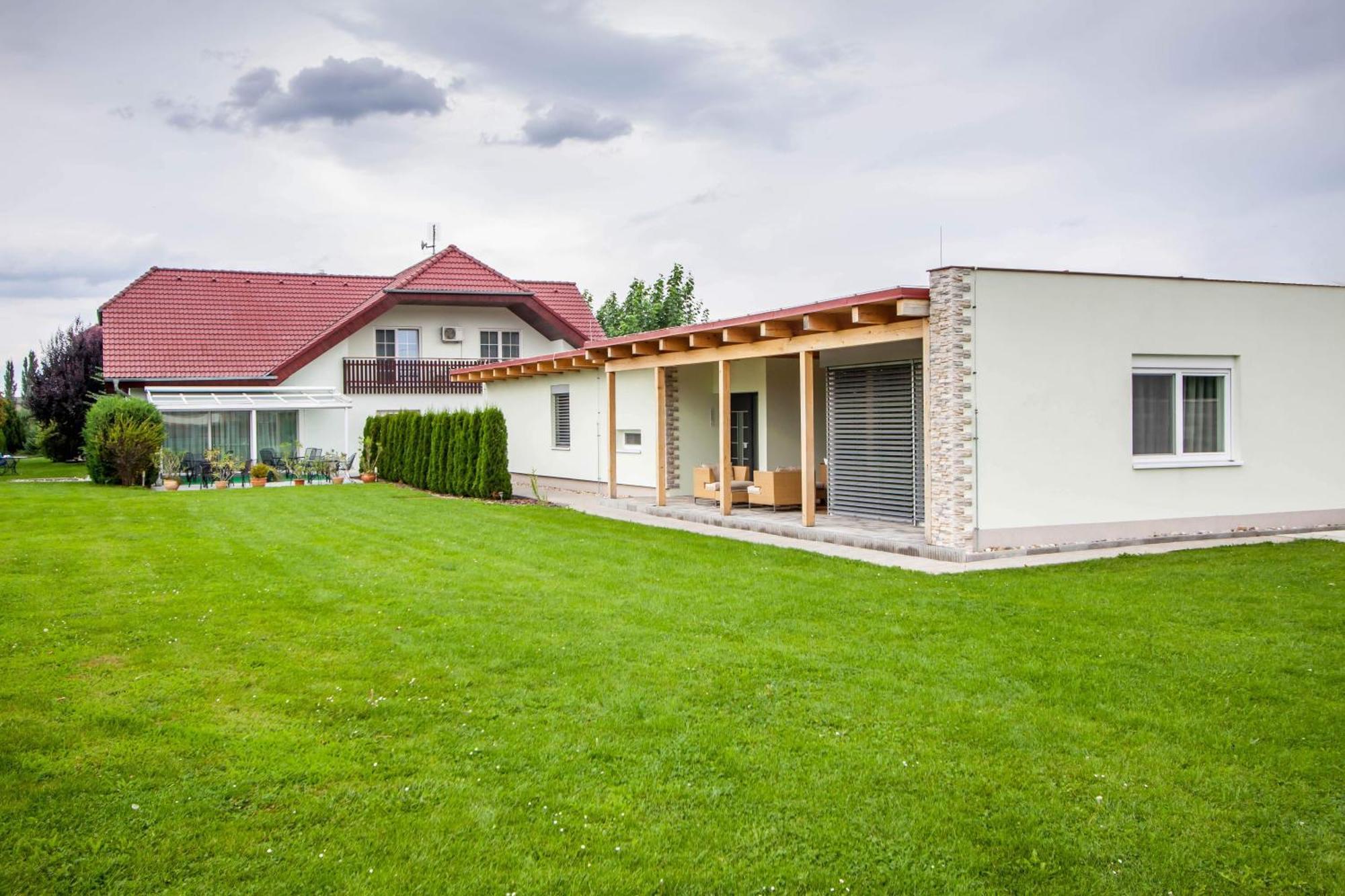 Penzion Solid Spa Mladá Boleslav Exteriér fotografie