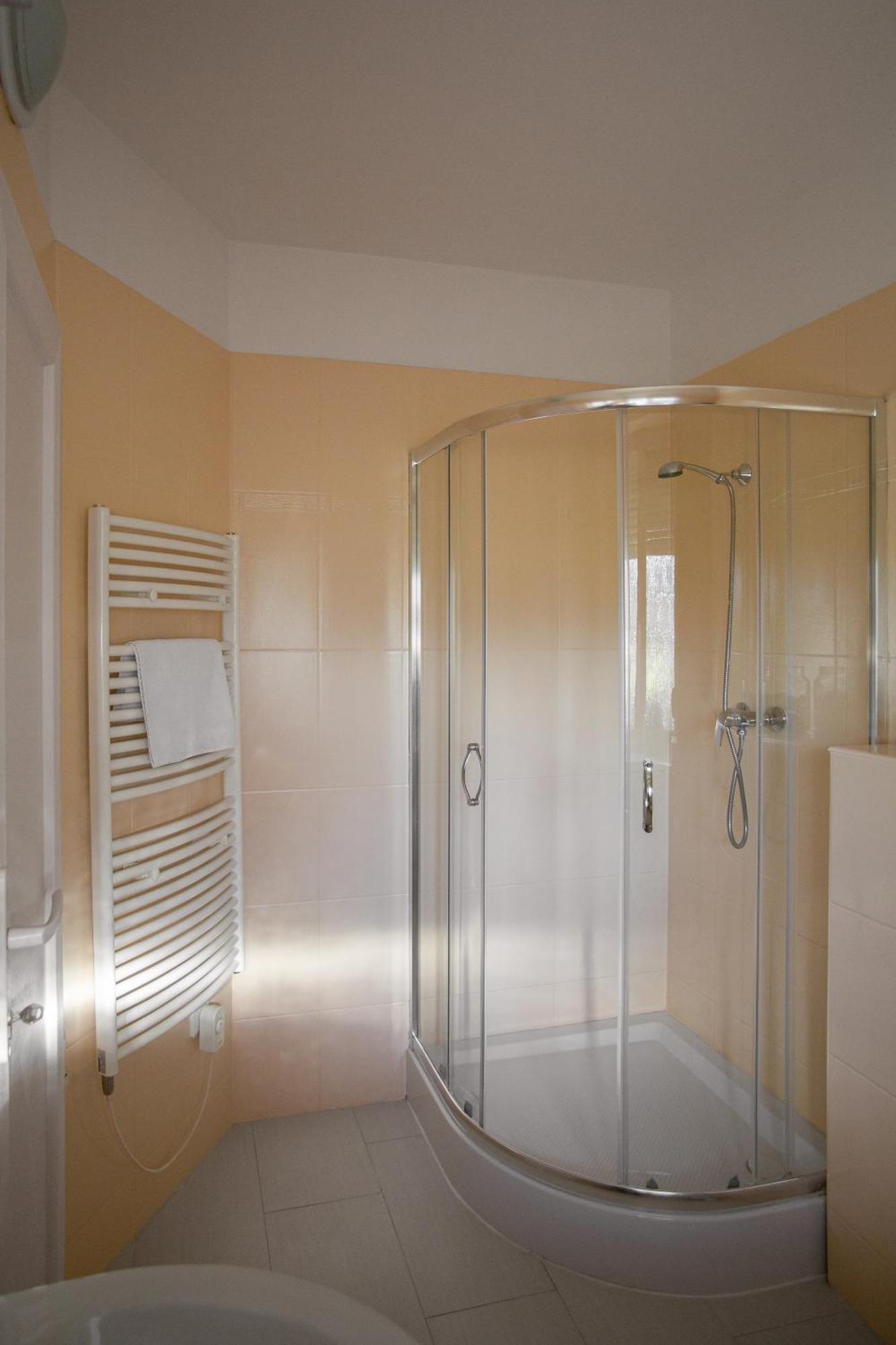 Penzion Solid Spa Mladá Boleslav Exteriér fotografie