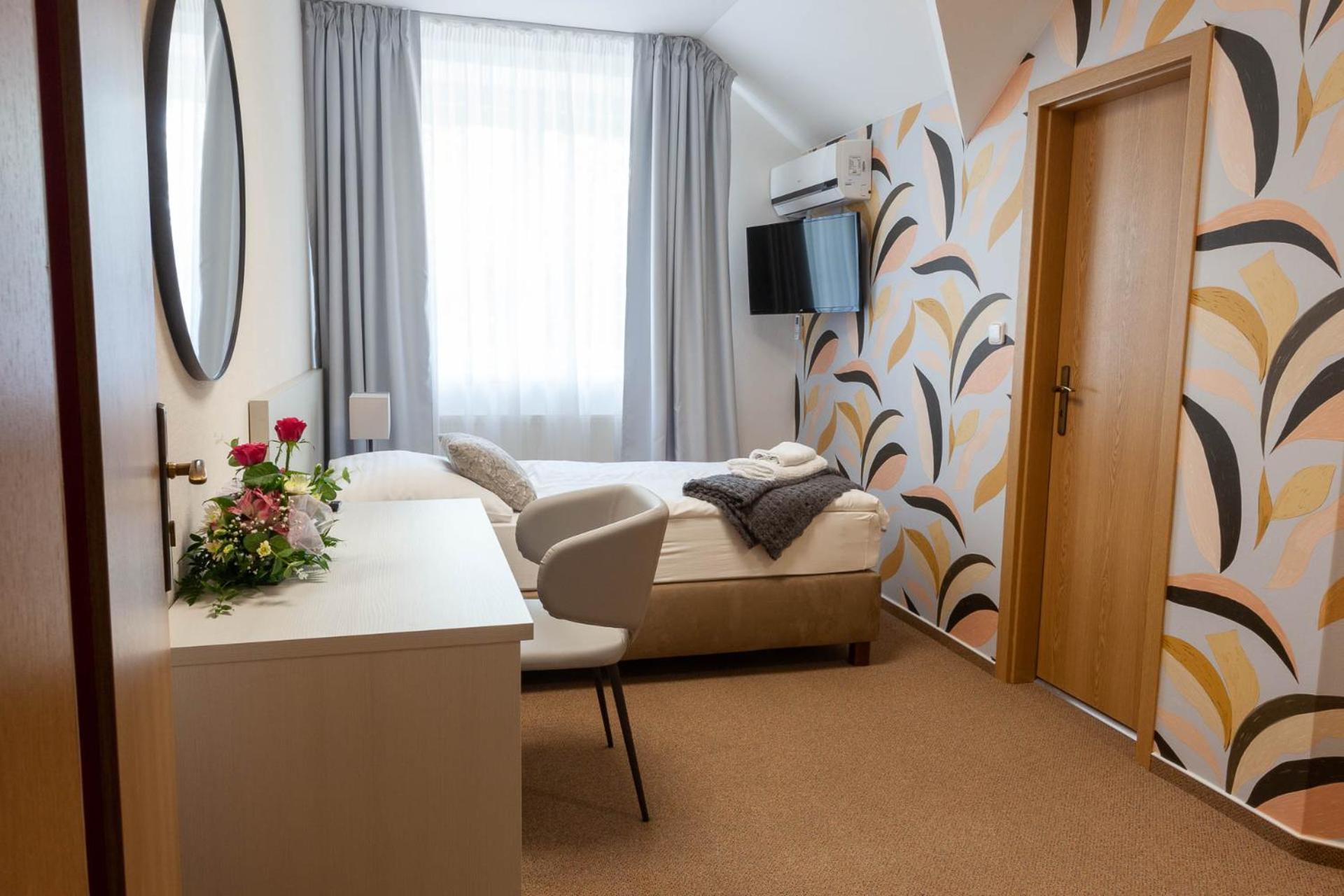 Penzion Solid Spa Mladá Boleslav Exteriér fotografie