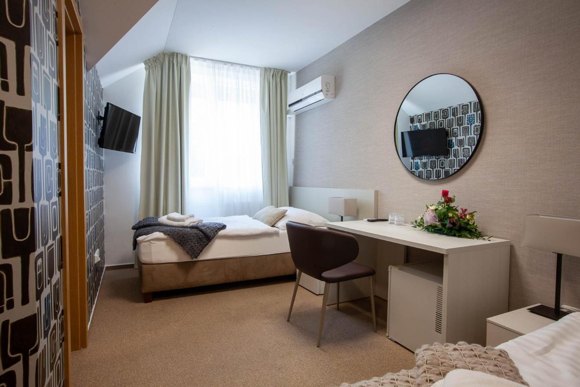Penzion Solid Spa Mladá Boleslav Exteriér fotografie