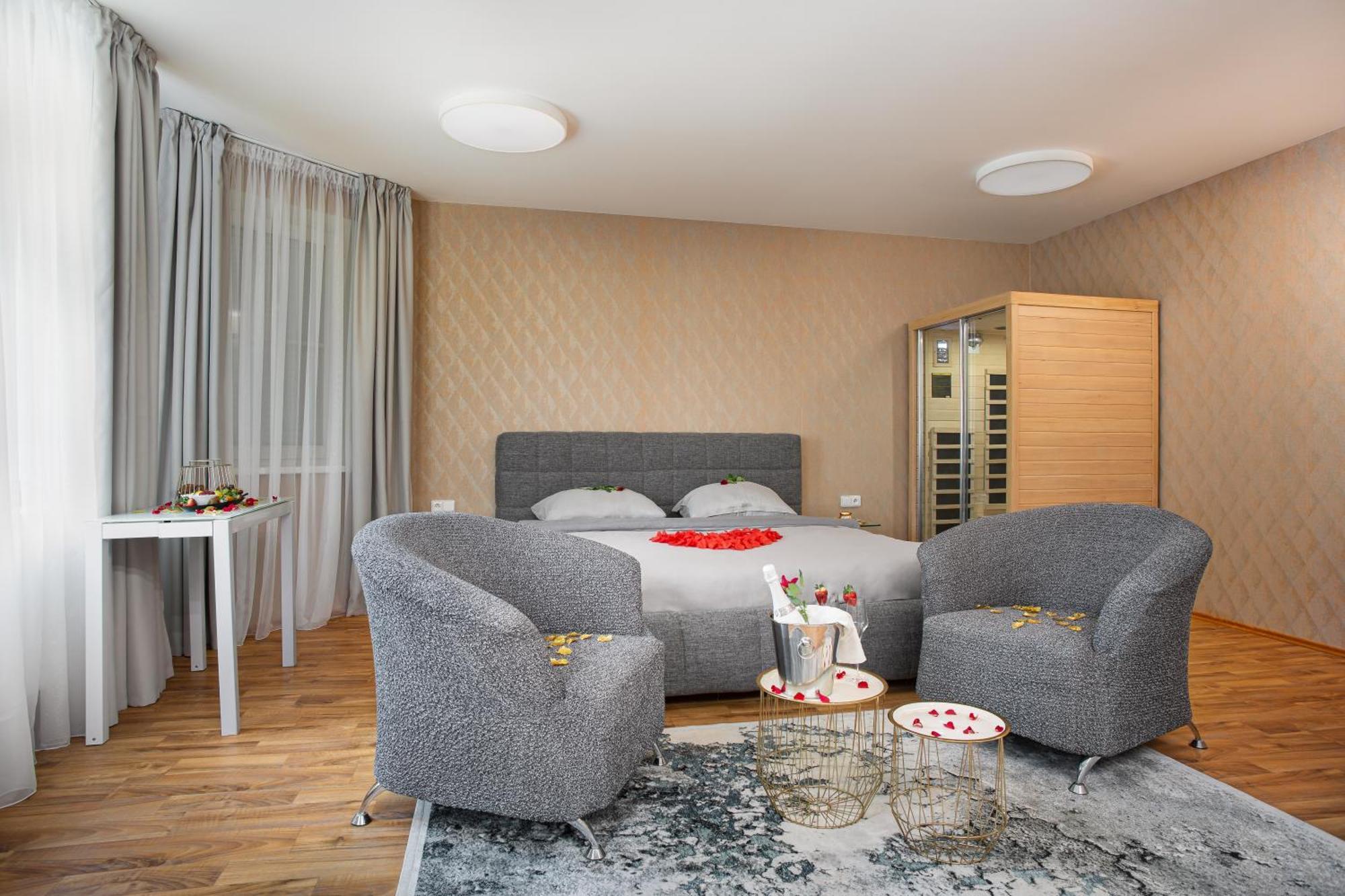 Penzion Solid Spa Mladá Boleslav Exteriér fotografie