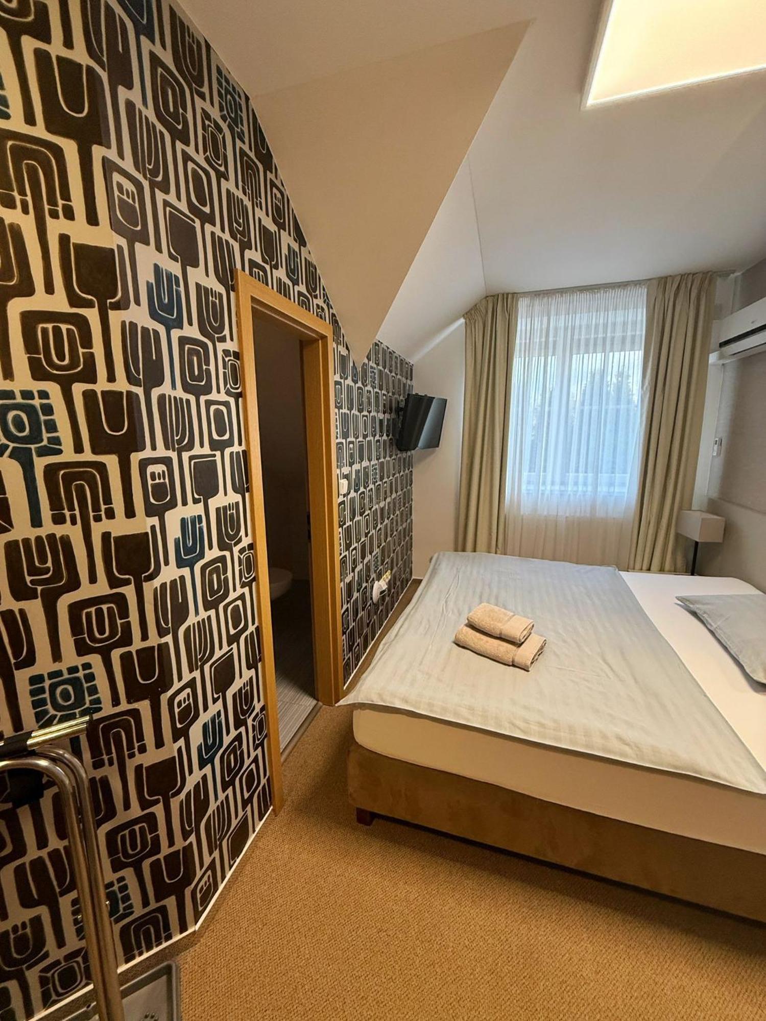 Penzion Solid Spa Mladá Boleslav Exteriér fotografie